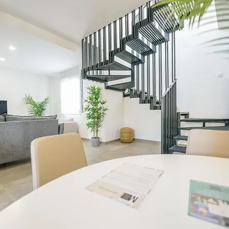 Moott Homes Casa De Leones Apto 2 *